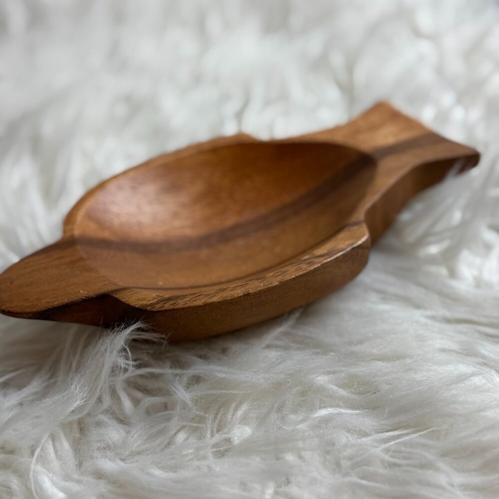 TropLco Hawaii Small Hand Carved Wooden Trinket Dish – Made in Philippines